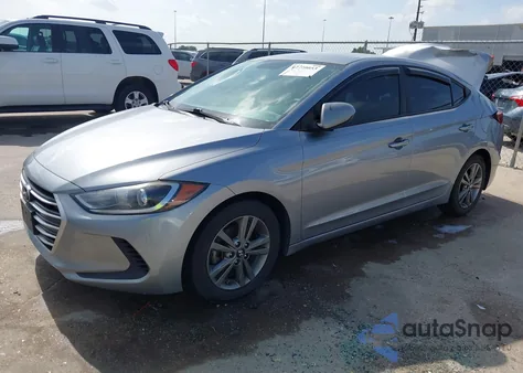 2017 Hyundai Elantra Se z USA, uszkodzony, nr VIN 5NPD84LF5HH099348